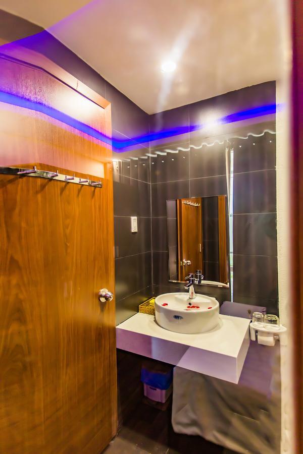 Kien Cuong Hotel Da Nang Zewnętrze zdjęcie