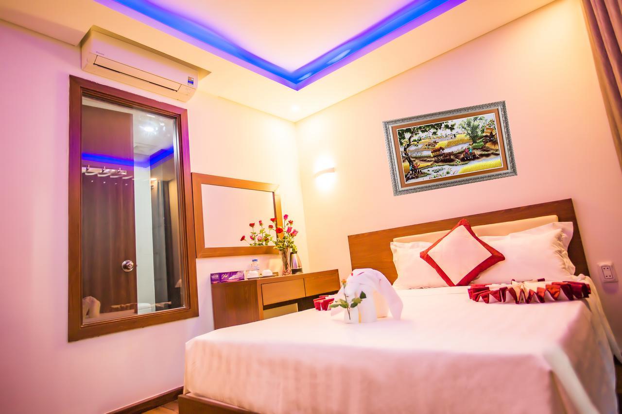 Kien Cuong Hotel Da Nang Zewnętrze zdjęcie